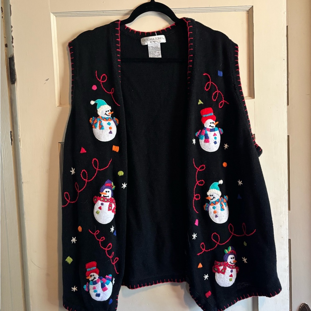 Vintage Festive Snowman Embroidered Sweater Vest